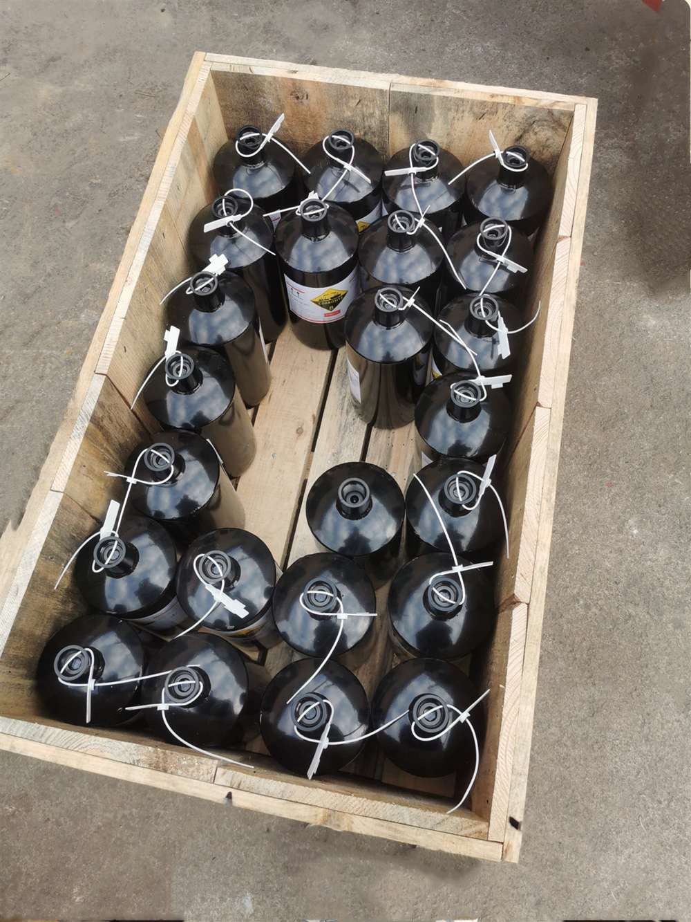 汞的儲(chǔ)存封裝罐22