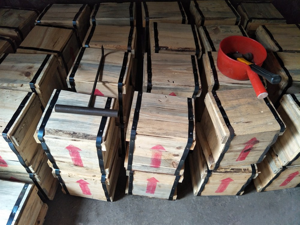 汞的儲(chǔ)存封裝罐23